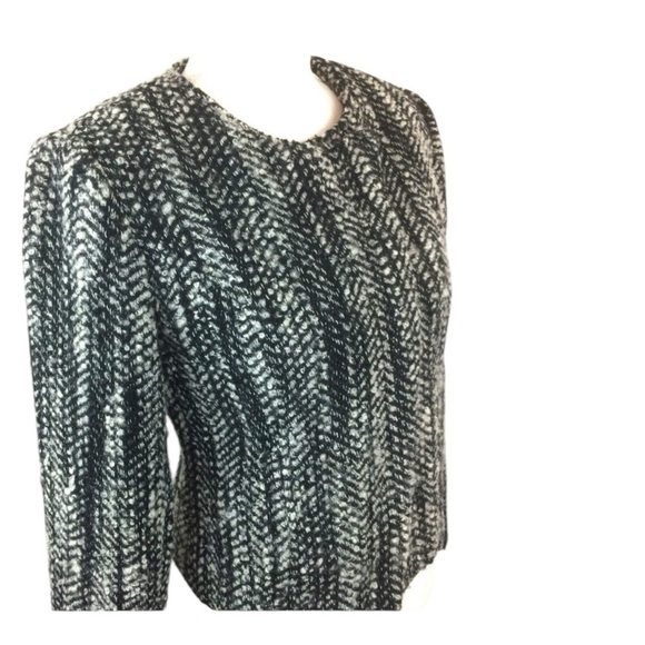 CABI Black& Gray Tweed Over the Moon Mockingbird Jacket size 4 - Picture 10 of 13